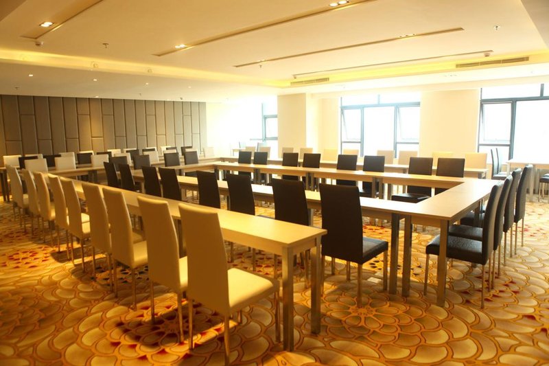 Blog Hotel (Shenzhen Longgang) meeting room