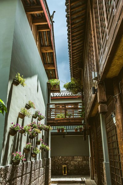 Chloe Prewedding Inn (Lijiang Shuhe) Over view