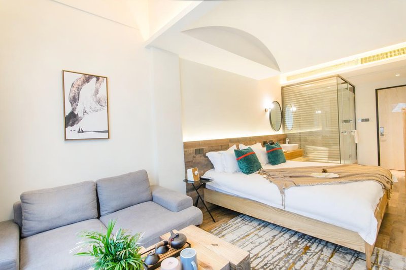 Buerju Light Luxury HostelGuest Room