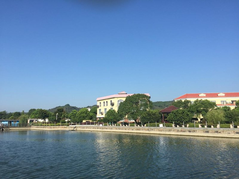 Suzhou Seagull Huxin Island ResortOver view