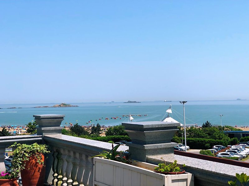 Bihaijinsha Feng's Family Inn Over view