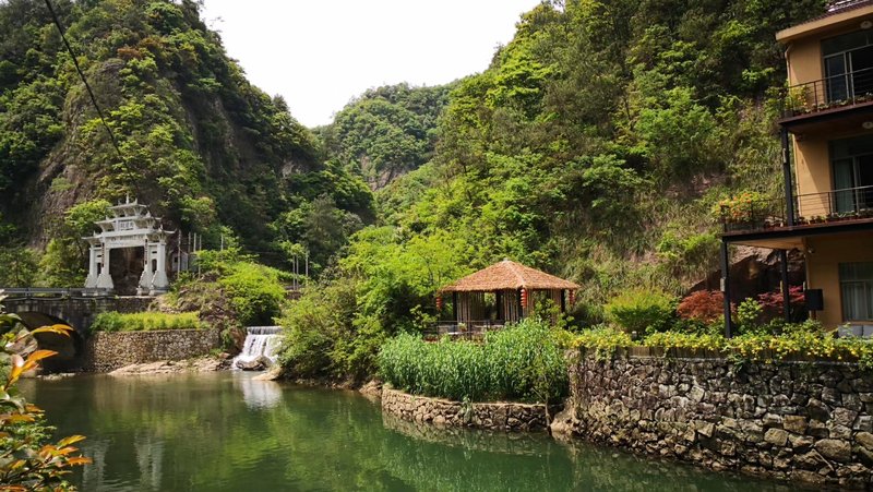 Discovery Xiju Hostel Over view