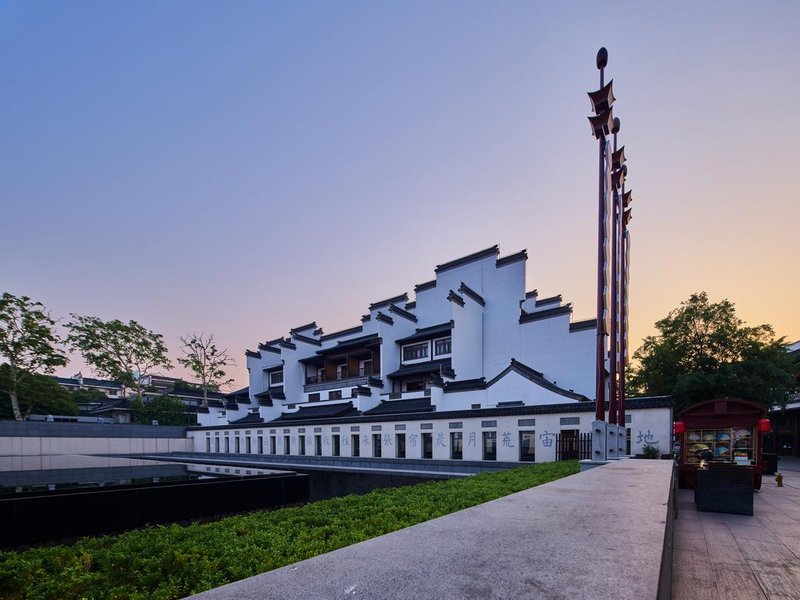 夜泊秦淮君亭酒店(南京大戏院店)外景图