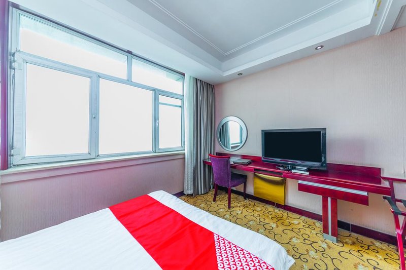 Jimusaer Baiyuan Hotel Guest Room