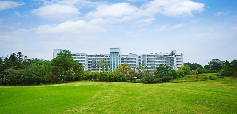 Huangshan Golf Hotel Over view