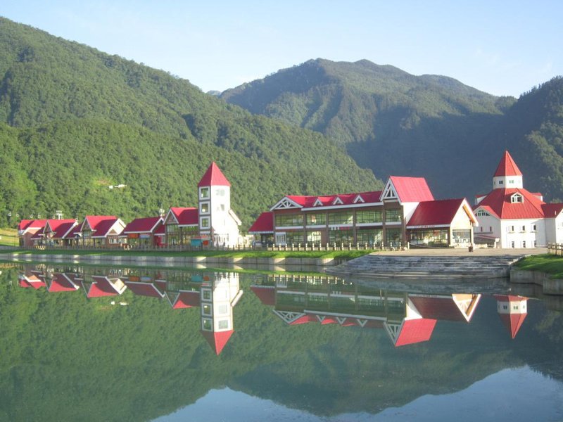 Yingxue Hotel Over view