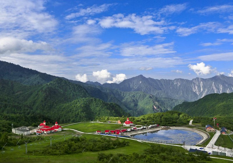 Yingxue Hotel Over view