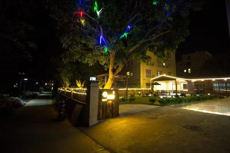 Wooden Millet Inn Over view