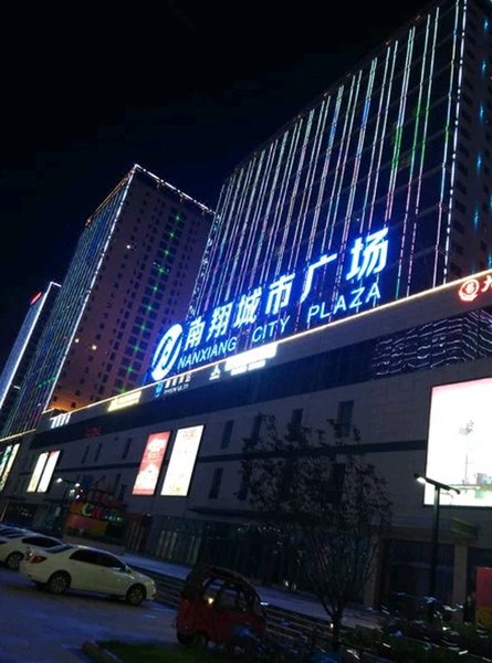 Mango HotelOver view