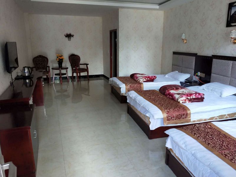 Xianghe Hotel Guest Room