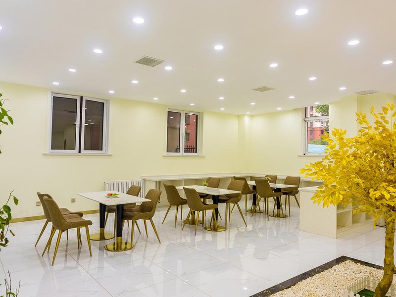 Chonpines Hotel (Tianjin Nankai University) Restaurant