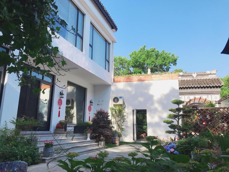 Huafangzhui Boutique Hostel Over view