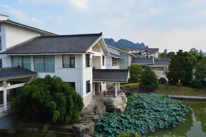 Longhushan Daoyuan Villa Over view