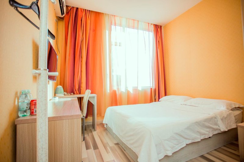 Jinzhou Holiday Hotel Henan YanjiGuest Room