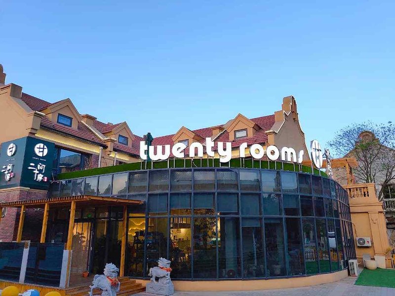 Twenty Rooms Art HostelOver view