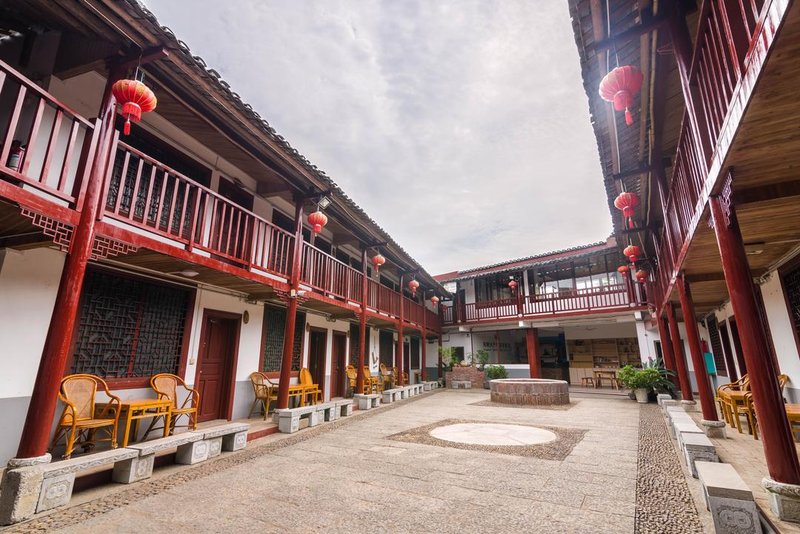 Yangshuo Dahutong Traditional CourtyardOver view