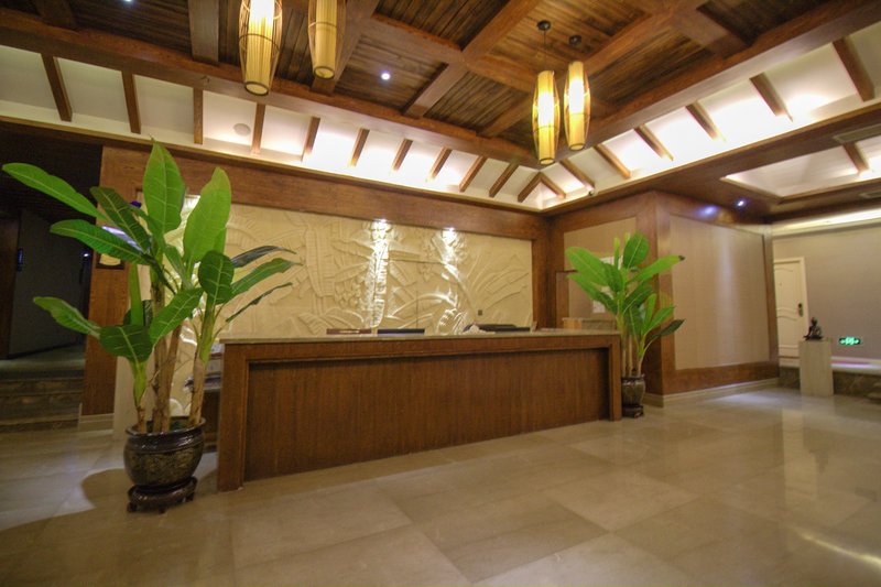 Bali Color Hotel Lobby