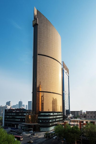 Tianjin Golden Crown Hotel over view