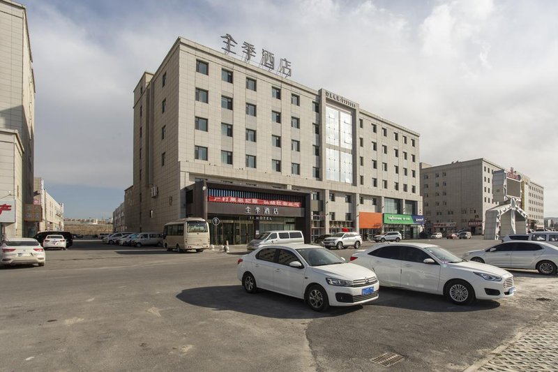 Ji Hotel (Urumqi Airport) Over view