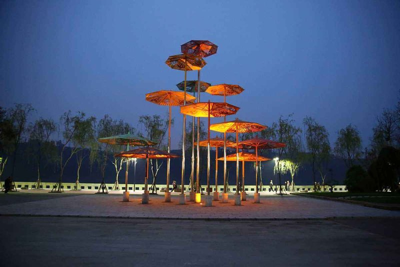 Luzhou Yijiang Business HotelOver view