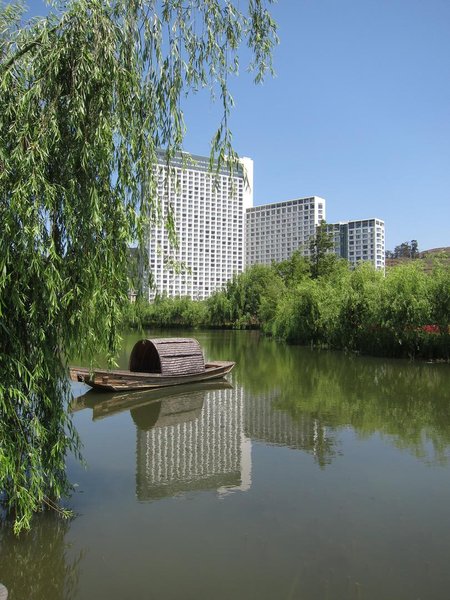 Joy land holidayinn Over view
