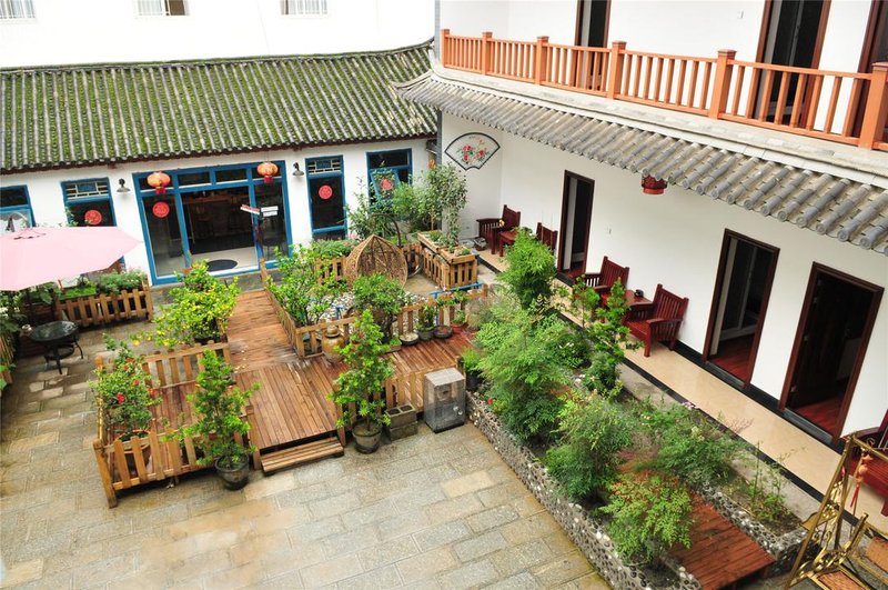 Dali Jingyuan Eryu Coffee Inn Over view