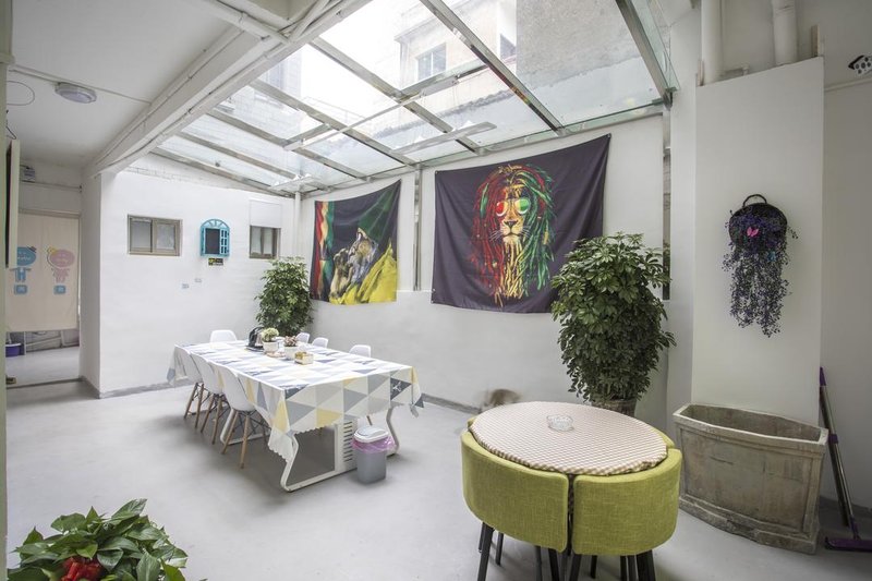 lv tu Space apartment Lobby