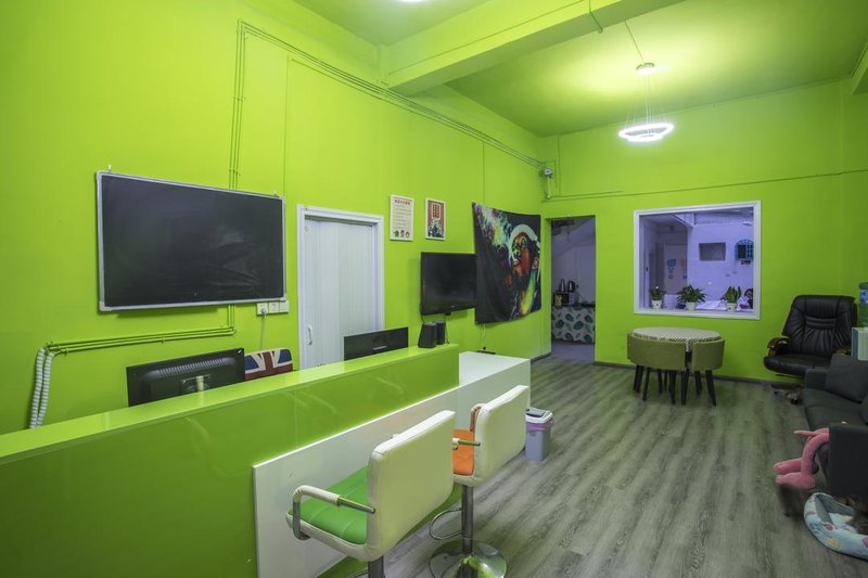 lv tu Space apartment Lobby