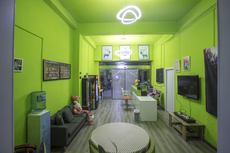 lv tu Space apartment Lobby