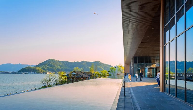 Landison Dongqian Lake Resort Ningbo Over view