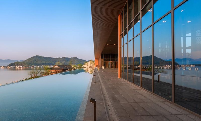 Landison Dongqian Lake Resort Ningbo Over view