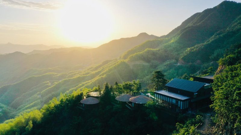 Mount Tianzhu Moshang Haixingu Hostel Over view