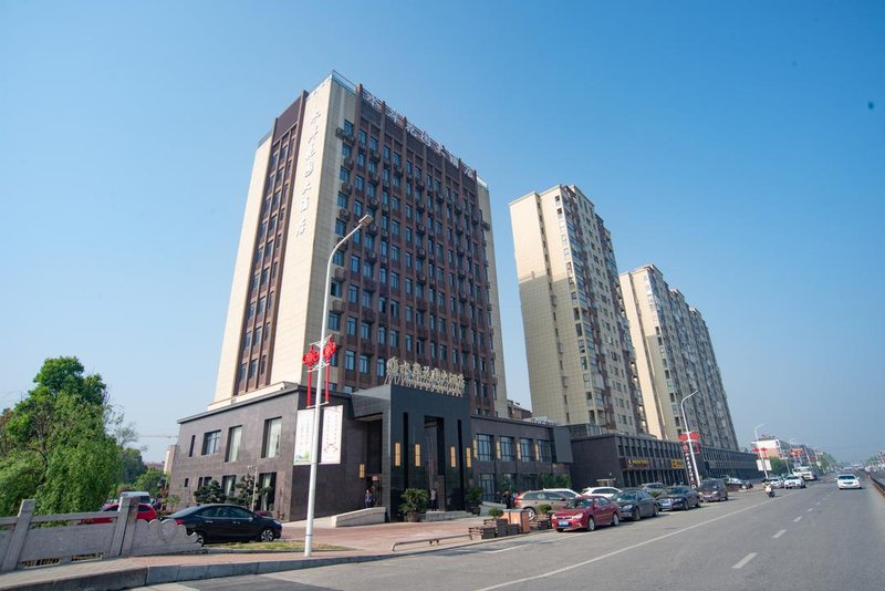 Waterfront Garden Hotel Over view