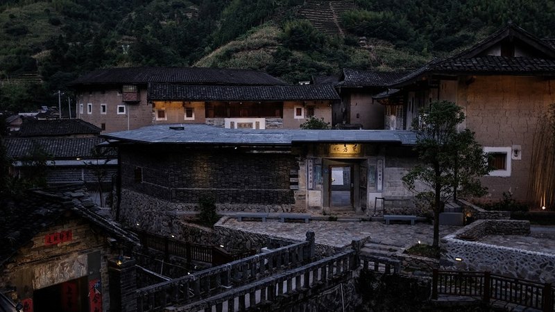 Tsingpu Nanjing Tulou Retreat Over view