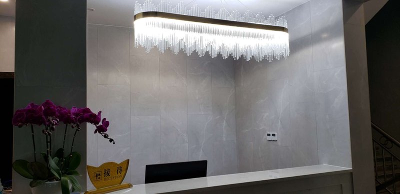 Zhenxiong  Qianbaidu HotelOver view