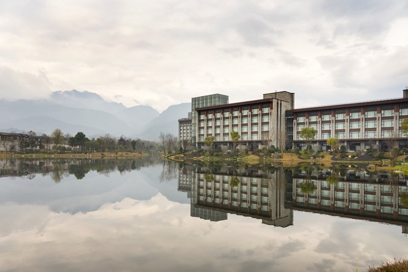 Le Meridien Emei Mountain Resort Over view