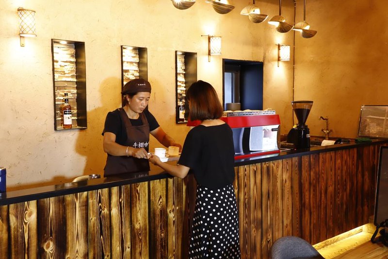 Lingquan Miaojing High end HostelHotel public area