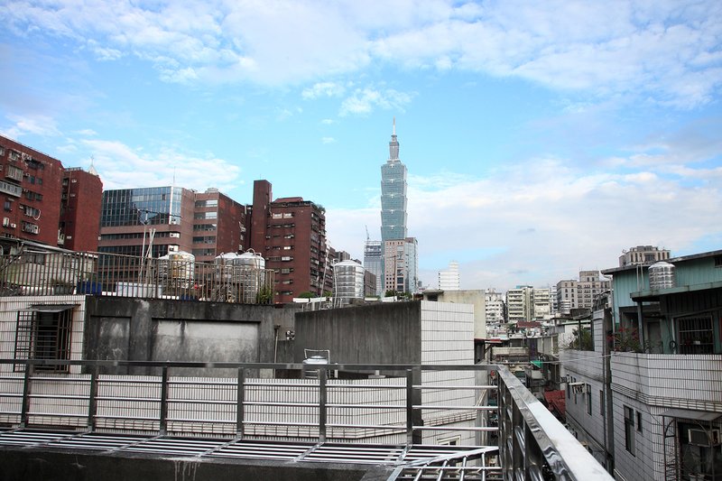 浪人客栈外景图