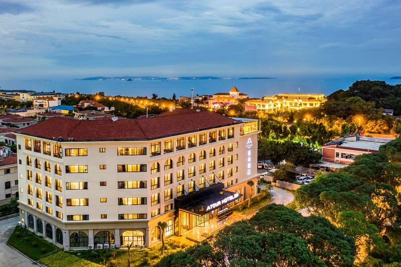 Atour Hotel (Huandao South Road) over view