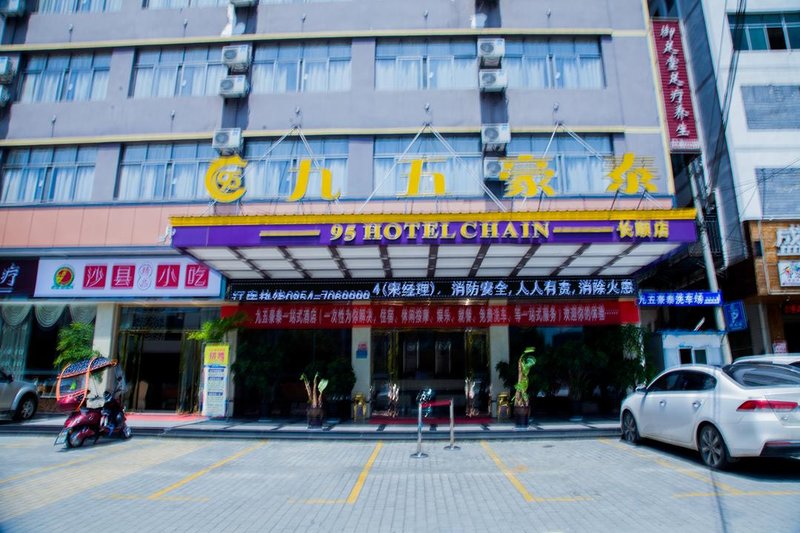 95 Hotel Chain (Changshun) Over view