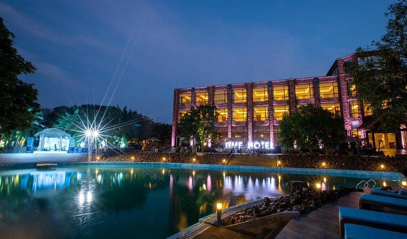 Laibin City Time Island Shengzhan Resort Hotel Over view