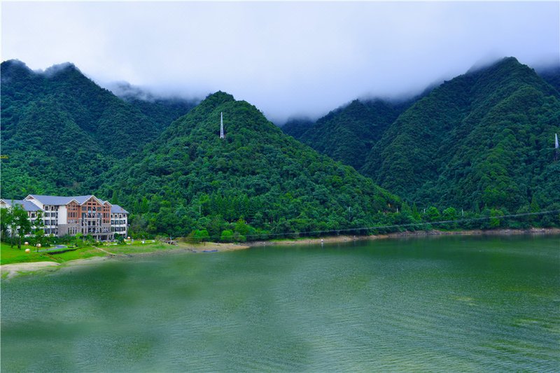 Huang Shan Arcadia Sunshine Hotel Over view