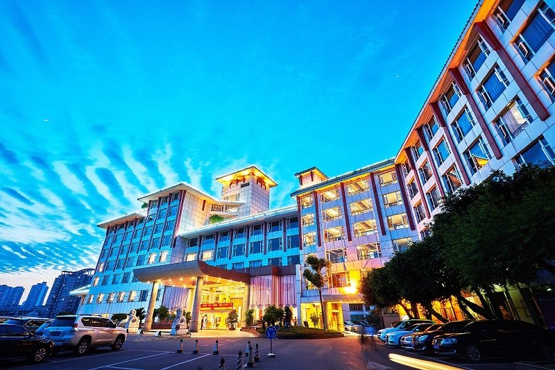 Luzhou Nanyuan Hotel Over view