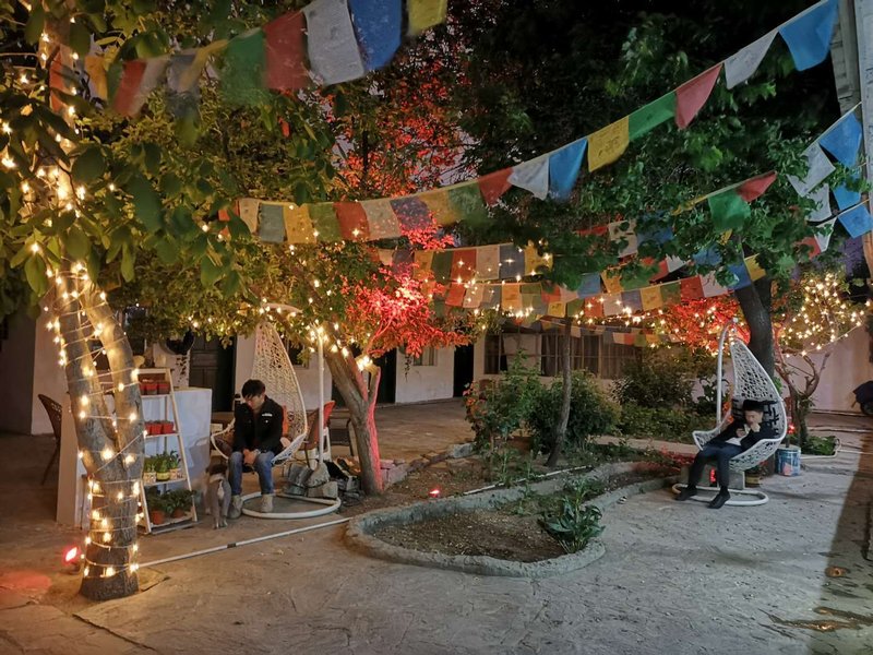 Lhasa Fusheng Inn Over view