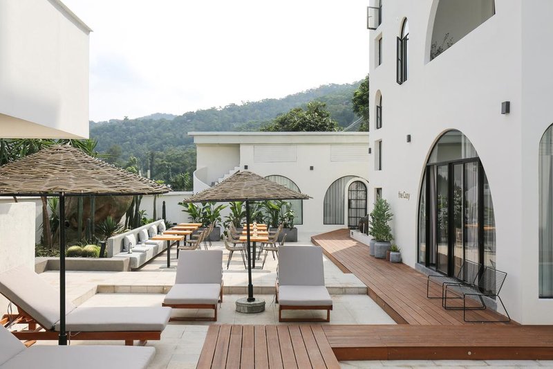 the Cozy Casa Over view