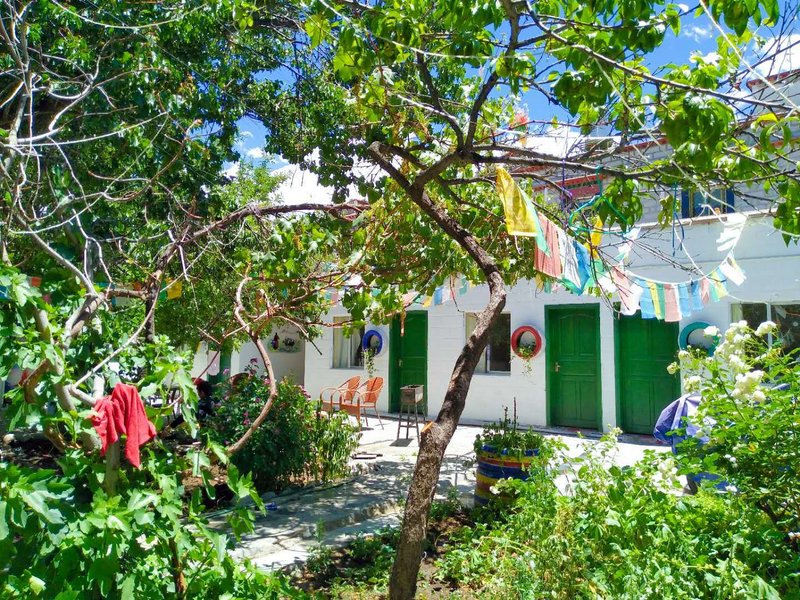 Lhasa Fusheng Inn Over view