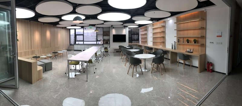 Boju Apartment (Foshan Dianchuang Shidai) meeting room