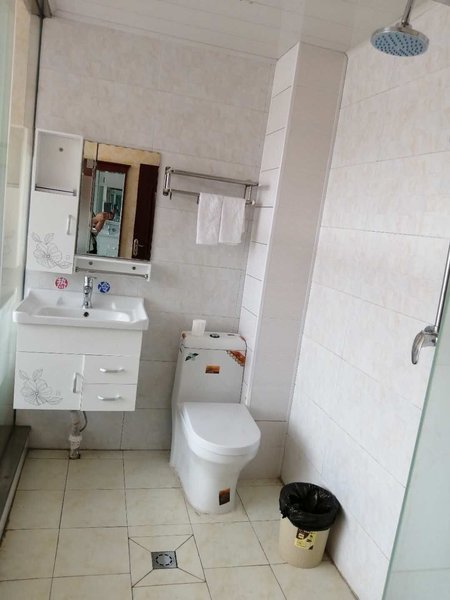 luyaShanjingyuanbinguan 客房