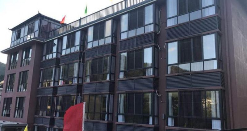 Dongjiang Lake Senlinli CampOver view