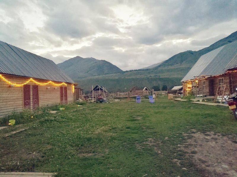 A DIS TANT HOME HEMU Over view